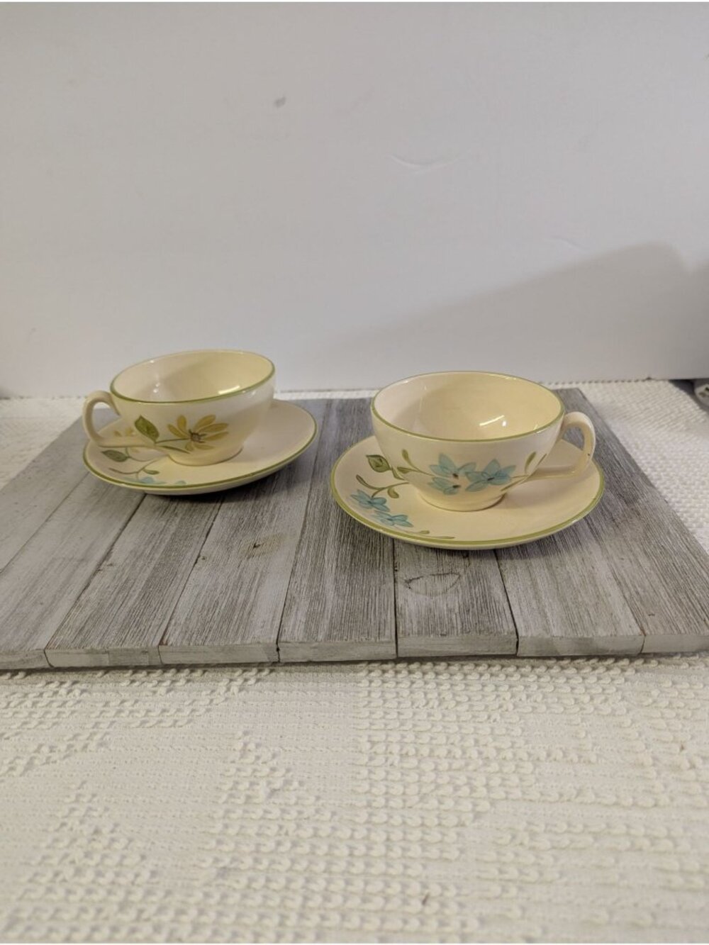 Vintage Franciscan #1 DAISY Set of 2 Earthenware Vintage Daisy Cups & Saucers